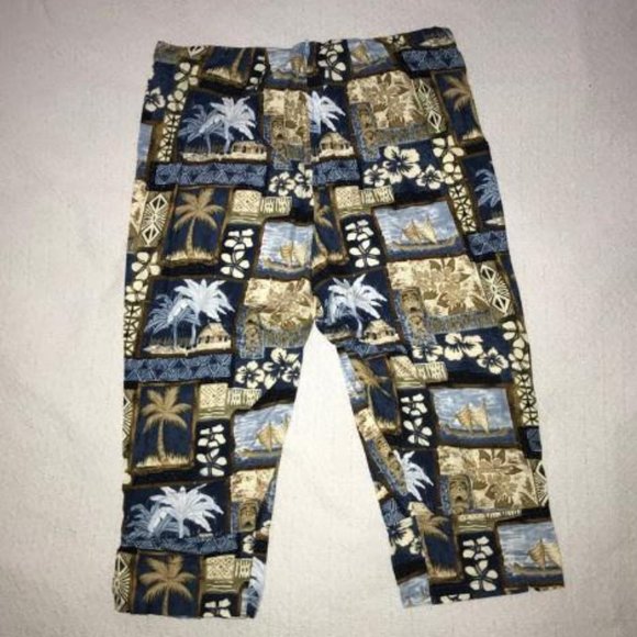 Beach Capris Hawaii palm tree Maui coast flower